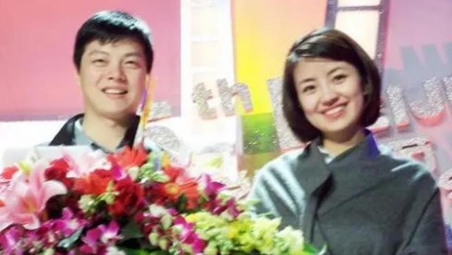 任鲁豫：8次登春晚娶身家几十亿的富家小姐45岁再当父亲